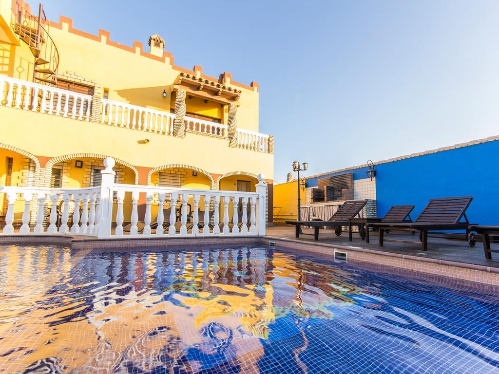Апартаменти Oasis De Cadiz Коніль-де-ла-Фронтера Екстер'єр фото